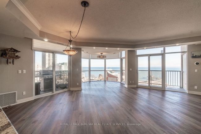 903 - 1477 Lakeshore Rd, Condo with 2 bedrooms, 2 bathrooms and 2 parking in Burlington ON | Image 6