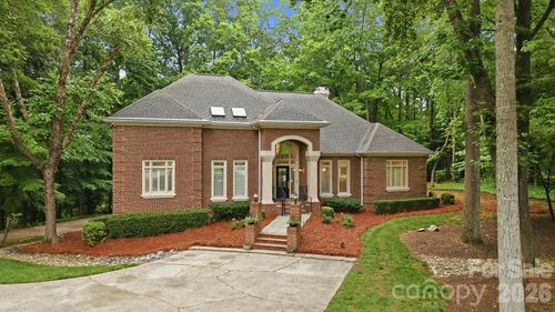 5424 Amanda Ln, Belmont, NC, 28012-8642 | Card Image