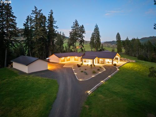 5996 Hayhurst Rd, Yoncalla, OR, 97499-9662 | Card Image