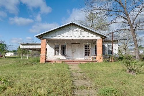742 S Moody St, Oakwood, TX, 75855-5413 | Card Image