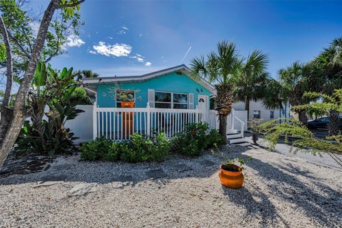 504 70th Ave, ST PETE BEACH, FL, 33706-2015 | Card Image