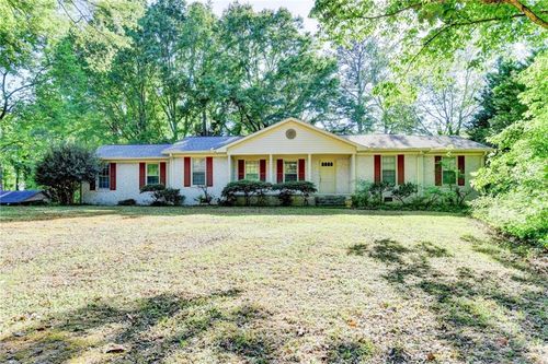 2628 Whitehurst Dr Ne, Marietta, GA, 30062-2658 | Card Image