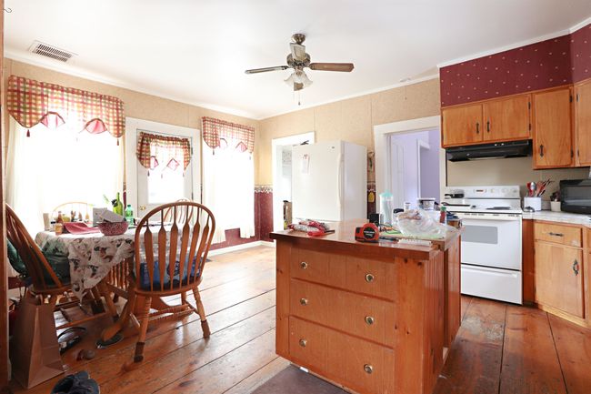 135 High St, House other with 5 bedrooms, 1 bathrooms and null parking in Concord VT | Image 12