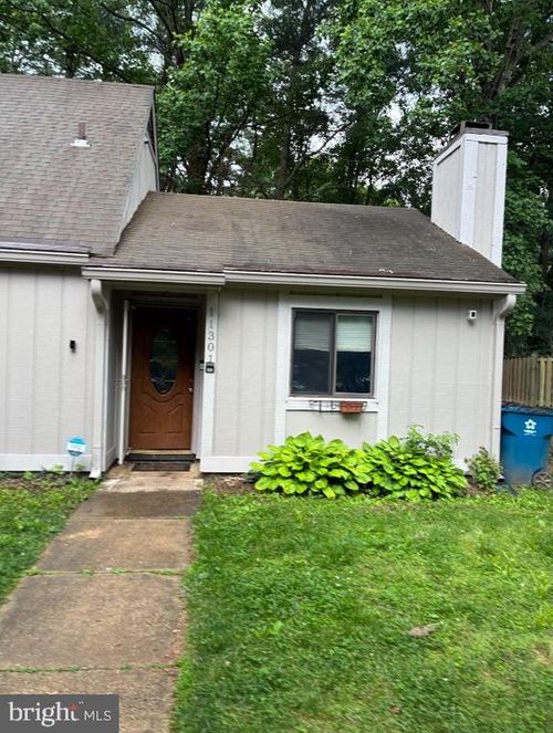 11301 Gatesborough Ln, RESTON, VA, 20191-3605 | Card Image