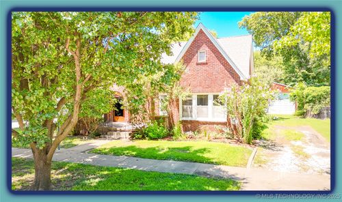 900 E 16th St, Ada, OK, 74820-6830 | Card Image
