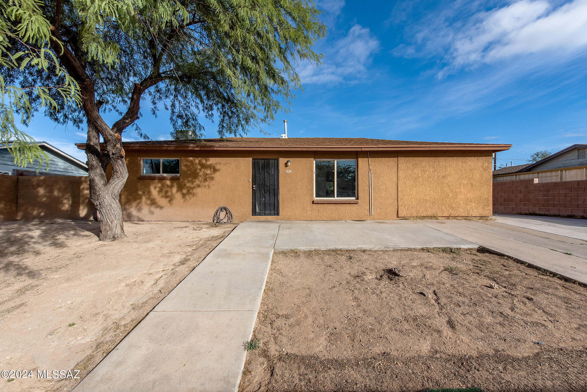 Calle Medina , Tucson, AZ 85756