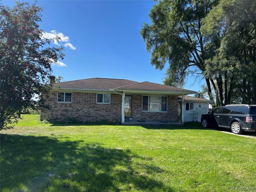 16401 Almont Rd, Allenton, MI, 48002-2806 | Card Image