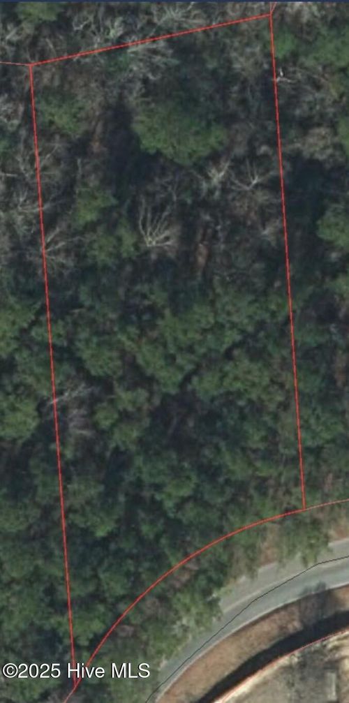 13 North Dr, Rocky Point, NC, 28457-7912 | Card Image