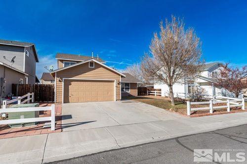 107 Double Eagle Dr, Fernley, NV, 89408 | Card Image