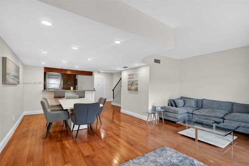 apt-57-3745 Ne 171st St, North Miami Beach, FL, 33160-3083 | Card Image