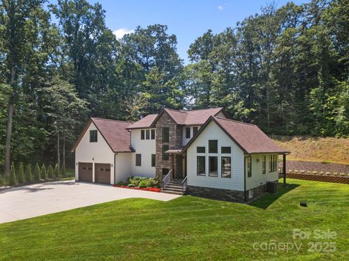 35 Mountain Shadows Dr, Leicester, NC, 28748-7601 | Card Image