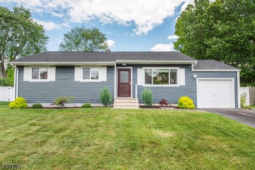 12 Brearly Cres, Flanders, NJ, 07836-9533 | Card Image