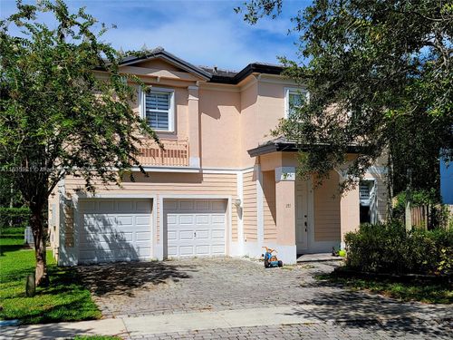 285 Ne 32nd Ter, Homestead, FL, 33033-7124 | Card Image