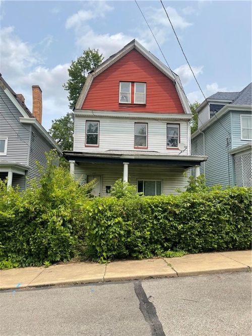 420 Fairywood St, Crafton, PA, 15205-1919 | Card Image