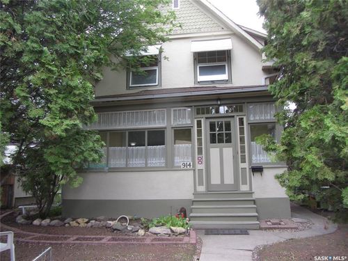 914 Victoria Ave, Saskatoon, SK, S7N0Z6 | Card Image