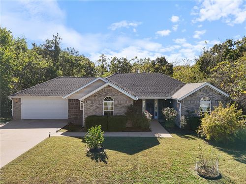 7 Roessler Ln, Bella Vista, AR, 72715-5584 | Card Image