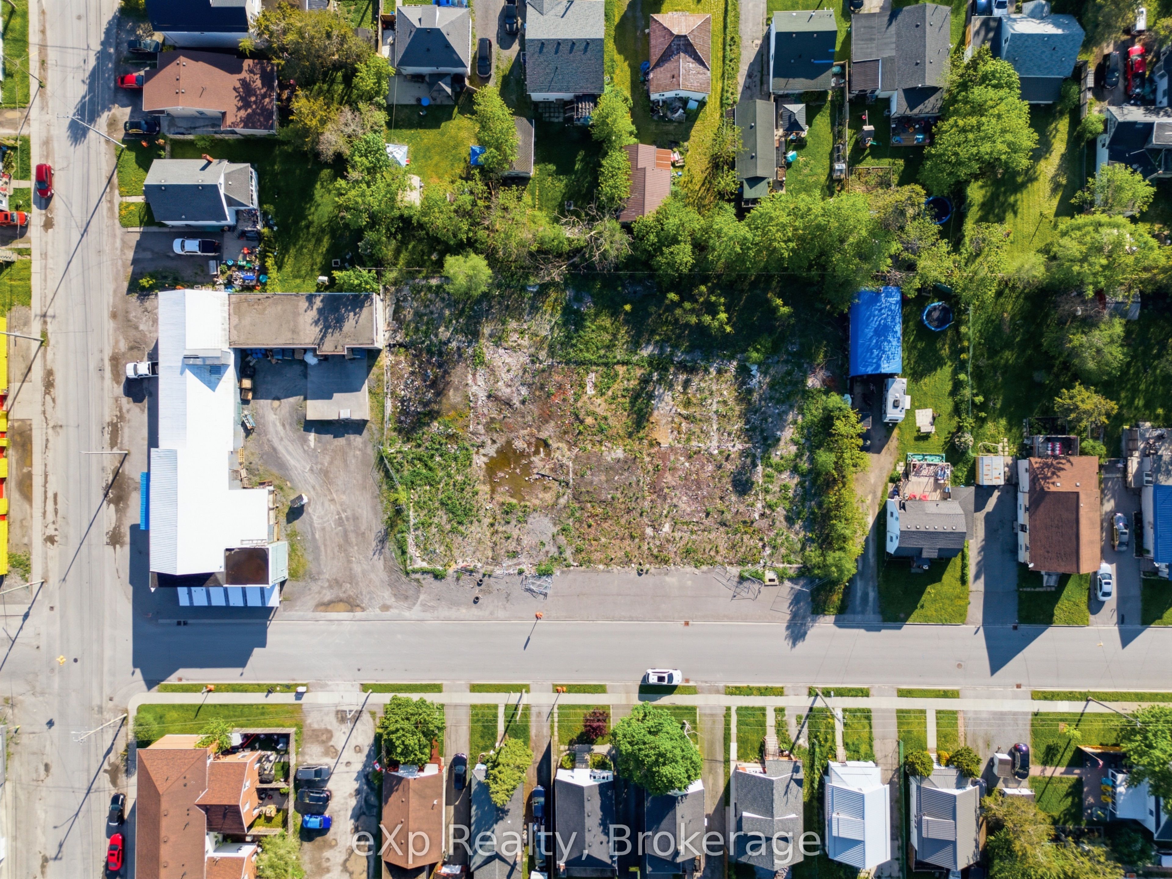 Commercial Sale in Belleville 3