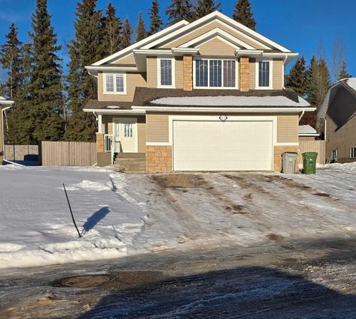 6138 11 Ave, Edson, AB, T7E1Y8 | Card Image