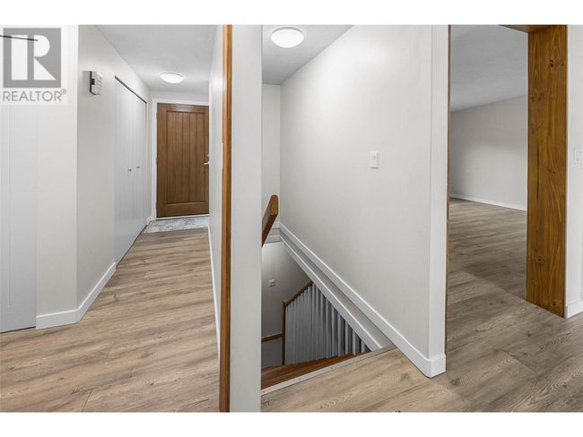 7398 Yellowhead Highway, House other with 3 bedrooms, 1 bathrooms and null parking in Darfield BC | Image 18