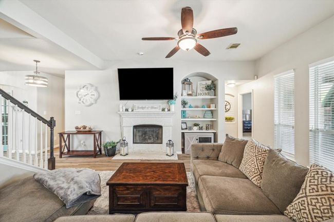 2541 Hidden Creek Dr, House other with 4 bedrooms, 3 bathrooms and 2 parking in Pearland TX | Image 8