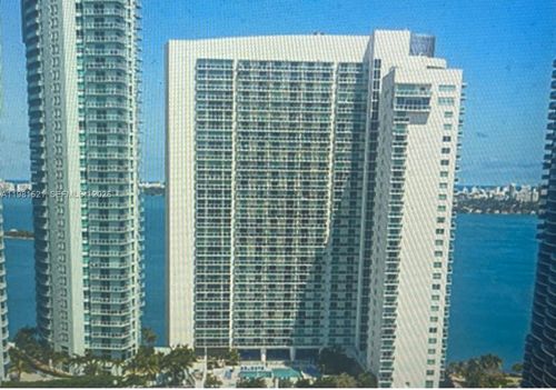 apt-1812-1800 N Bayshore Dr, Miami, FL, 33132-3226 | Card Image