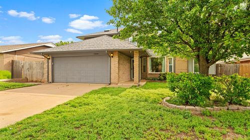 1304 San Fidel Lane, Edmond, OK, 73003 | Card Image
