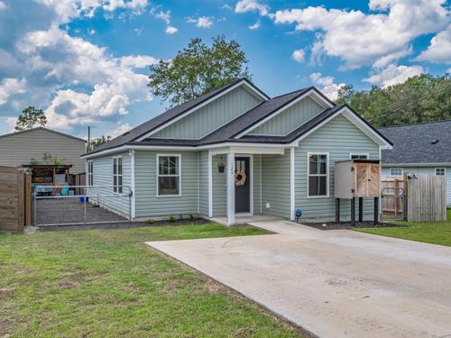 124 Duane Dr, Crawfordville, FL, 32327-3379 | Card Image