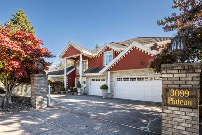 3099 Plateau Blvd, House other with 7 bedrooms, 5 bathrooms and 6 parking in Coquitlam BC | Image 3