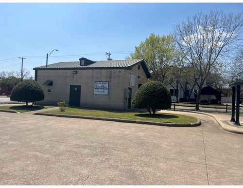 410 W Ennis Ave, Ennis, TX, 75119-3904 | Card Image