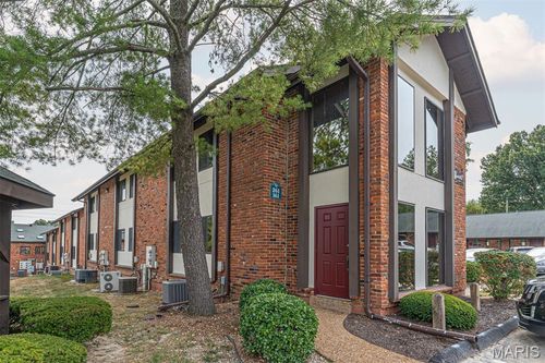 261 Clarkson Executive Park, Ellisville, MO, 63011-2173 | Card Image