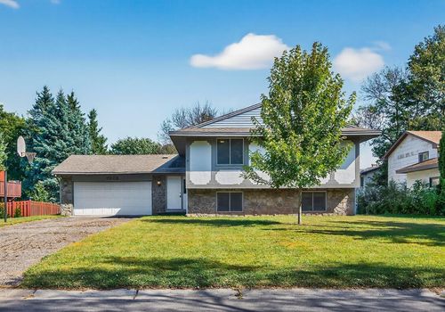 7608 Newton Ave N, Brooklyn Park, MN, 55444-2434 | Card Image