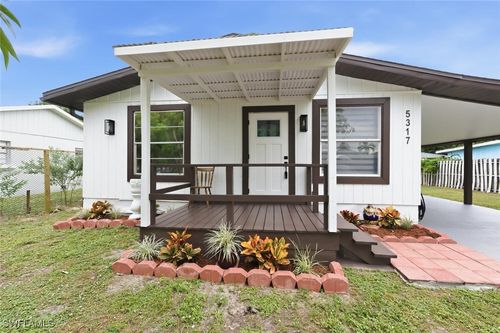 5317 Dixie Dr, NAPLES, FL, 34113-7680 | Card Image