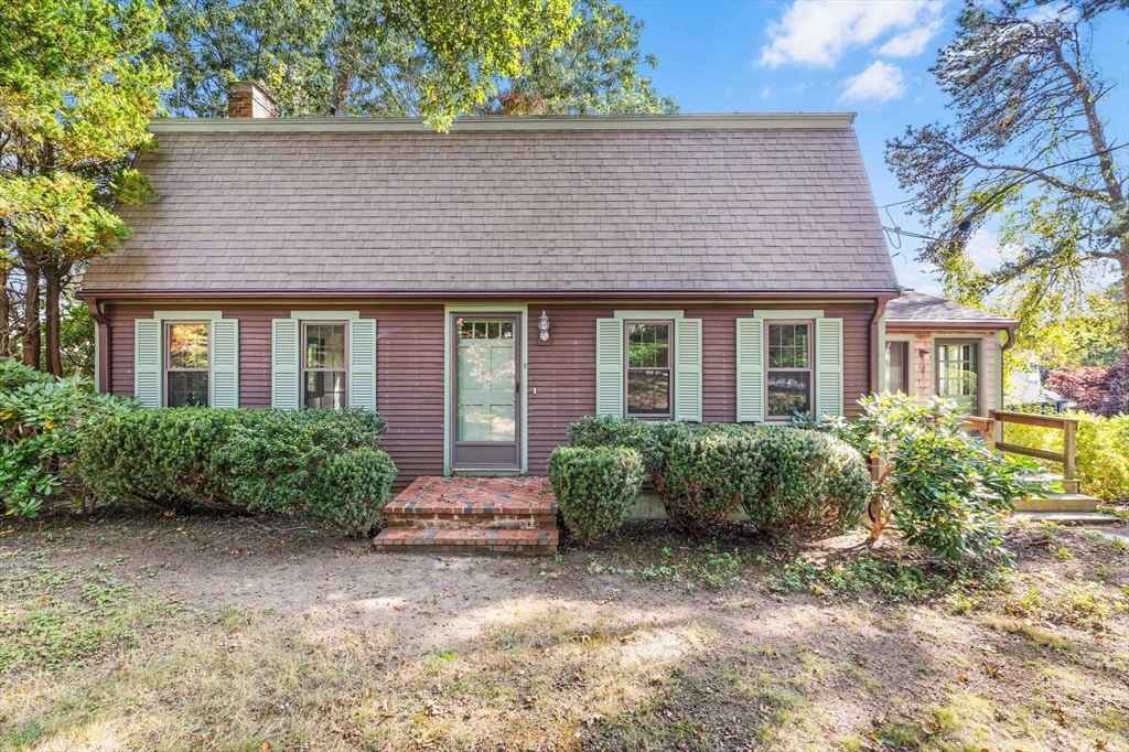 Eel River Cir, Plymouth, MA 02360