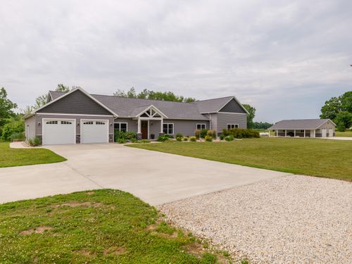 1518 M Dr S, East Leroy, MI, 49051-9723 | Card Image