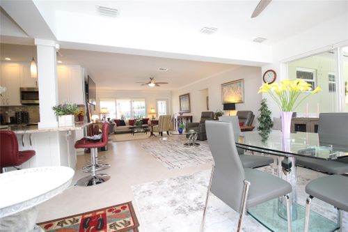 2949 Ne 1st Ave, Wilton Manors, FL, 33334-1006 | Card Image