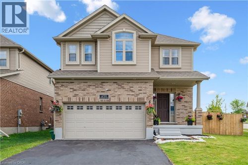 450 Applegate Crt, Waterloo, ON, N2T0A9 | Card Image
