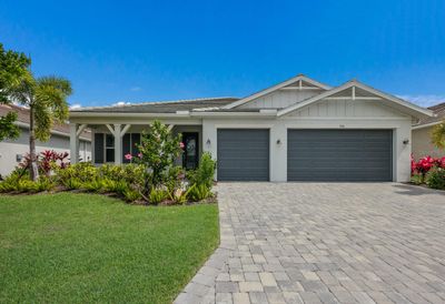 576 Mistiflower Circle, House other with 4 bedrooms, 2 bathrooms and null parking in Nokomis FL | Image 2