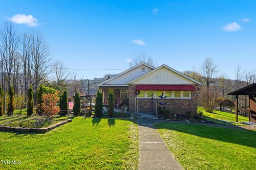 5422 Penwood Dr, Coeburn, VA, 24230-6222 | Card Image