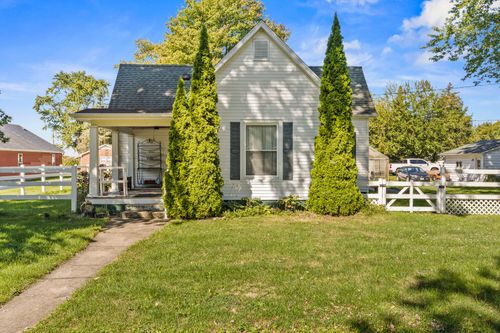 406 S Gray St, Sidell, IL, 61876-1047 | Card Image