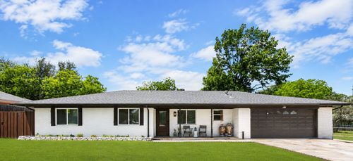 436 Ball St, Grapevine, TX, 76051-5112 | Card Image
