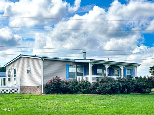 1467 Squire Fox Rd, Dandridge, TN, 37725-6105 | Card Image