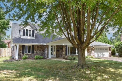 2805 S 83rd Street, WEST ALLIS, WI, 53219 | Card Image
