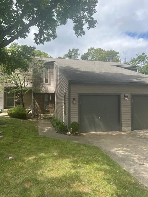 932 Dry Valley Ct, Villa Hills, KY, 41017-3610 | Card Image