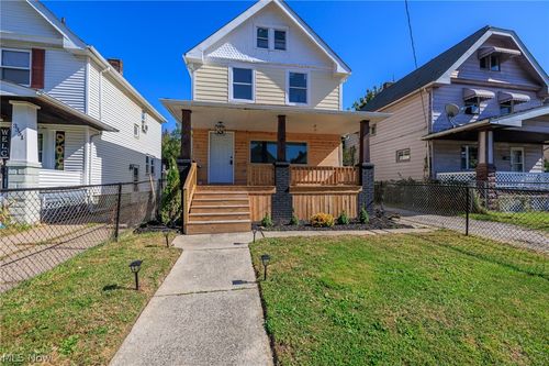 3353 W 84th Street, Cleveland, OH, 44102 | Card Image