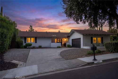 1427 Ransom Rd, Riverside, CA, 92506-4024 | Card Image