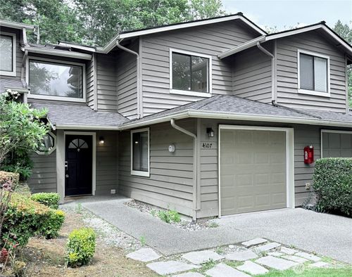 22c-4107 159th Ave Ne, Redmond, WA, 98052-5200 | Card Image