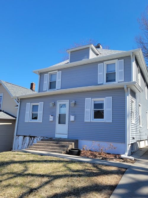 149 6th St, Silvis, IL, 61282-1136 | Card Image