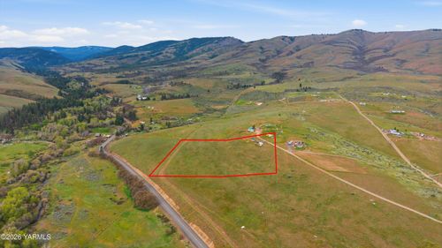 246 Canyon Crest Rd, Yakima, WA, 98903-9001 | Card Image