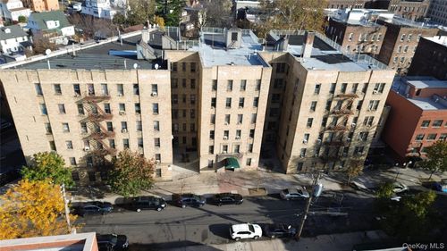 7-units-3230 Cruger Ave, Bronx, NY, 10467-6411 | Card Image