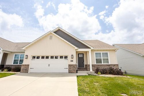 808 Applewood Creek Dr, Fairview Heights, IL, 62208-1015 | Card Image